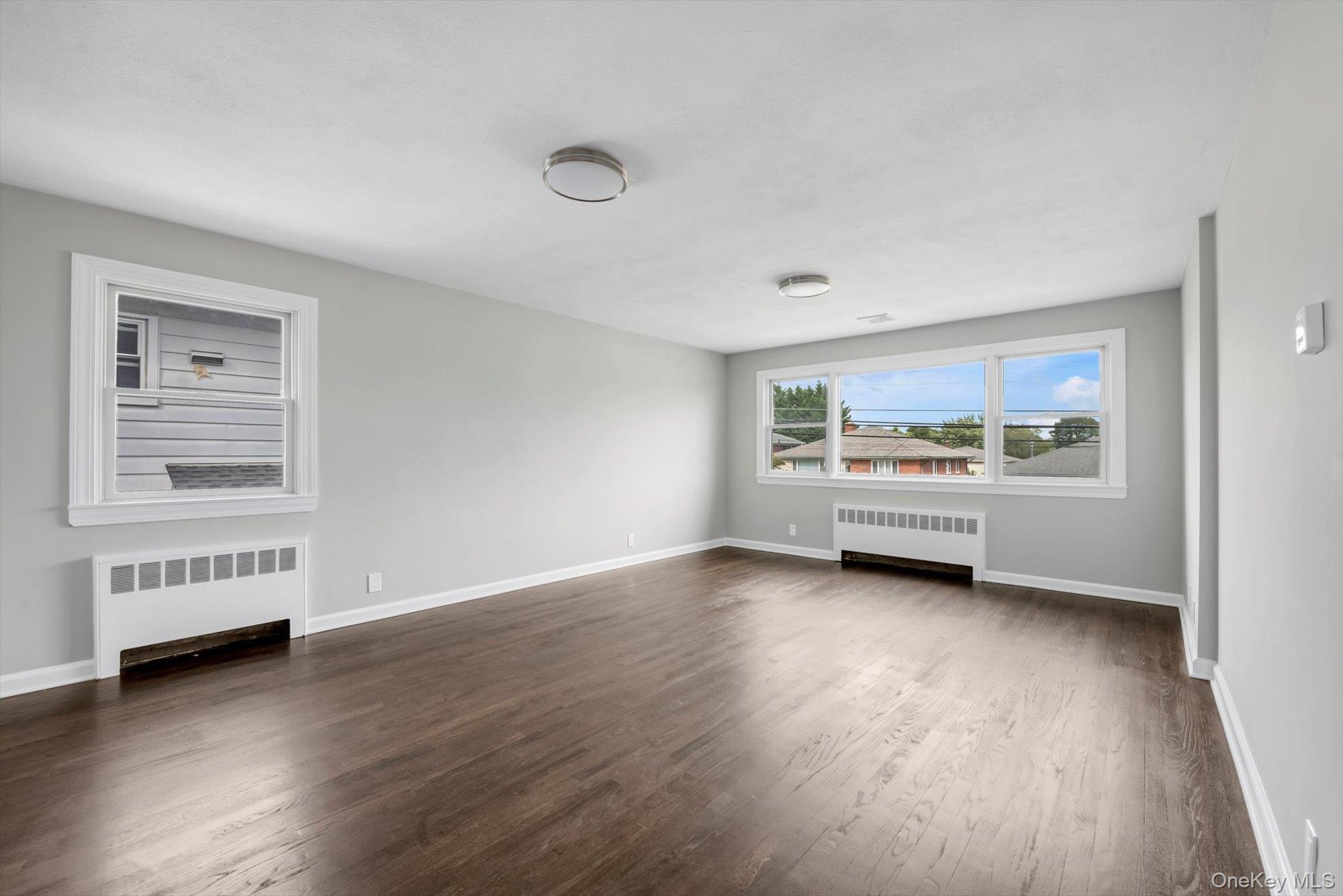 Single Family Linwood Road N  Nassau County, NY 11050, MLS-1051857-2