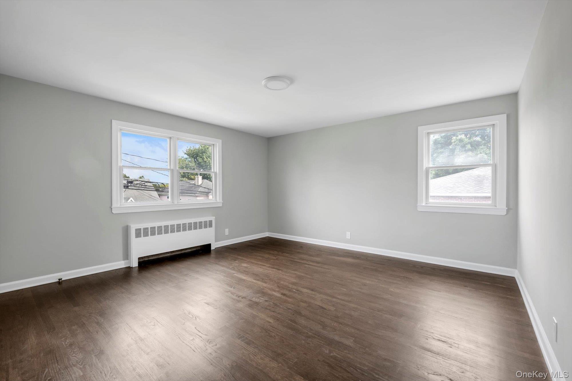 Single Family Linwood Road N  Nassau County, NY 11050, MLS-1051857-5