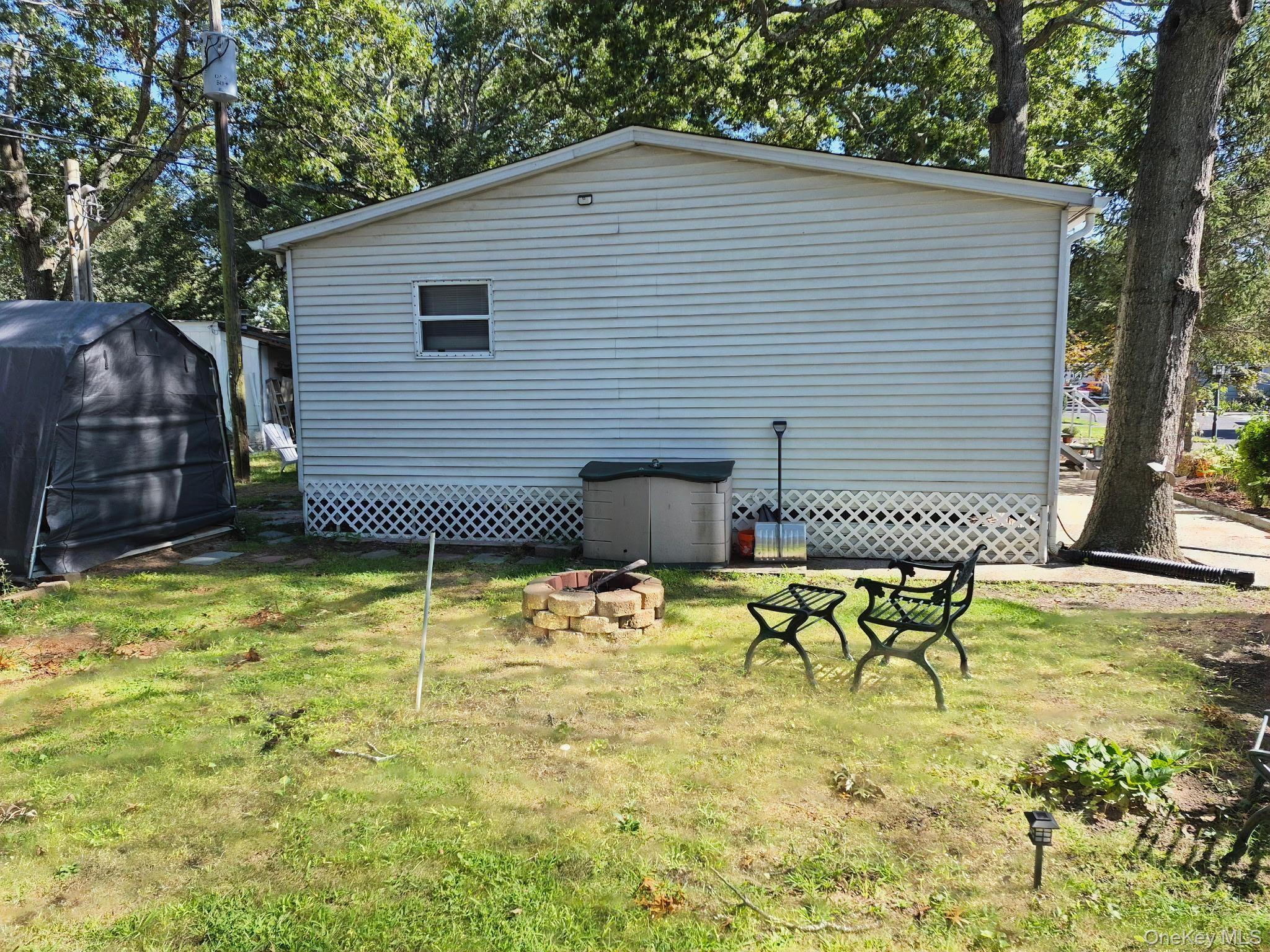 Single Family Hubbard Avenue Suffolk County, NY 11901, MLS-1051859-27
