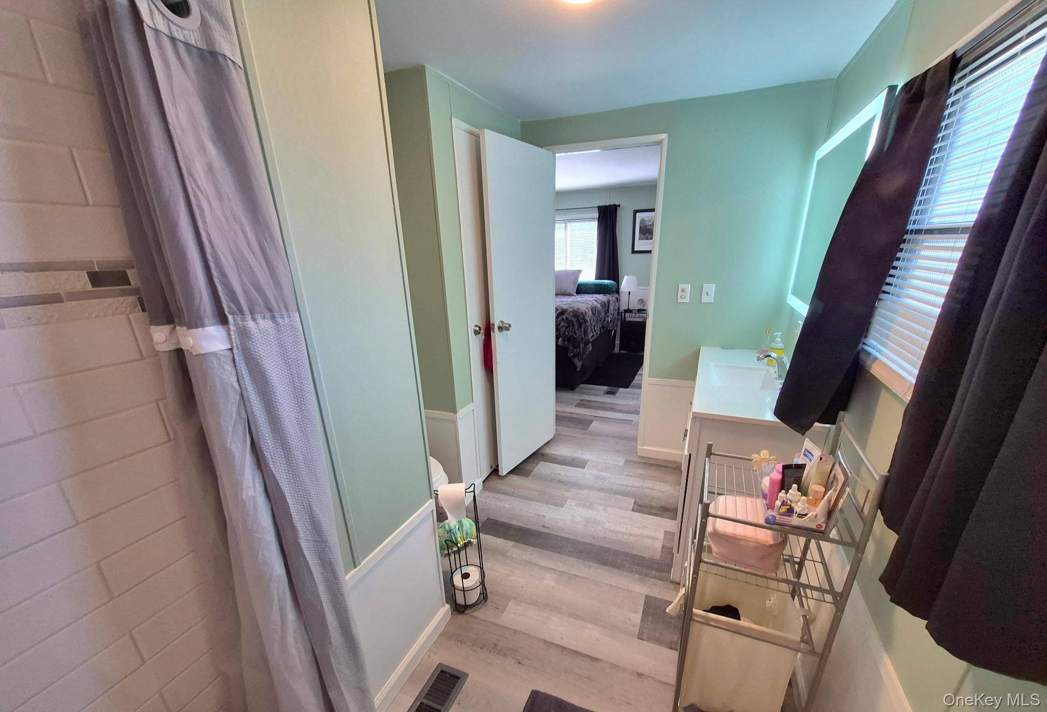 Single Family Hubbard Avenue Suffolk County, NY 11901, MLS-1051859-9