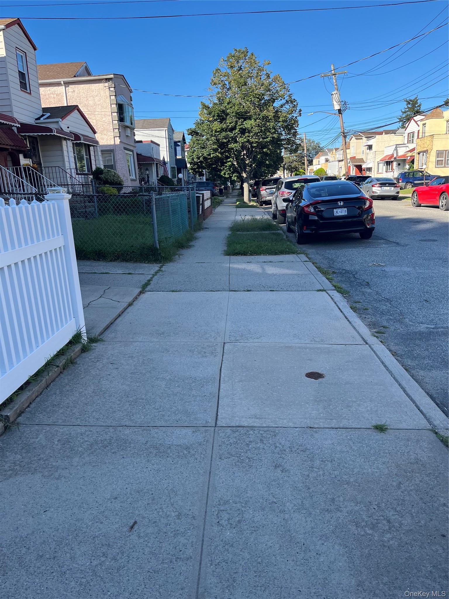 Single Family 231st Street  Queens, NY 11413, MLS-1051880-6