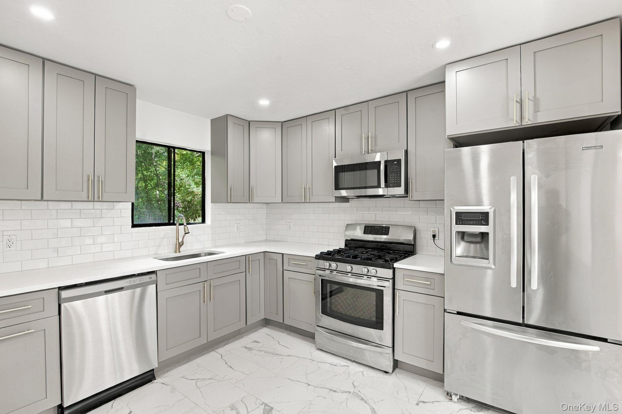 Single Family Westminster Drive Orange County, NY 10940, MLS-1051888-11