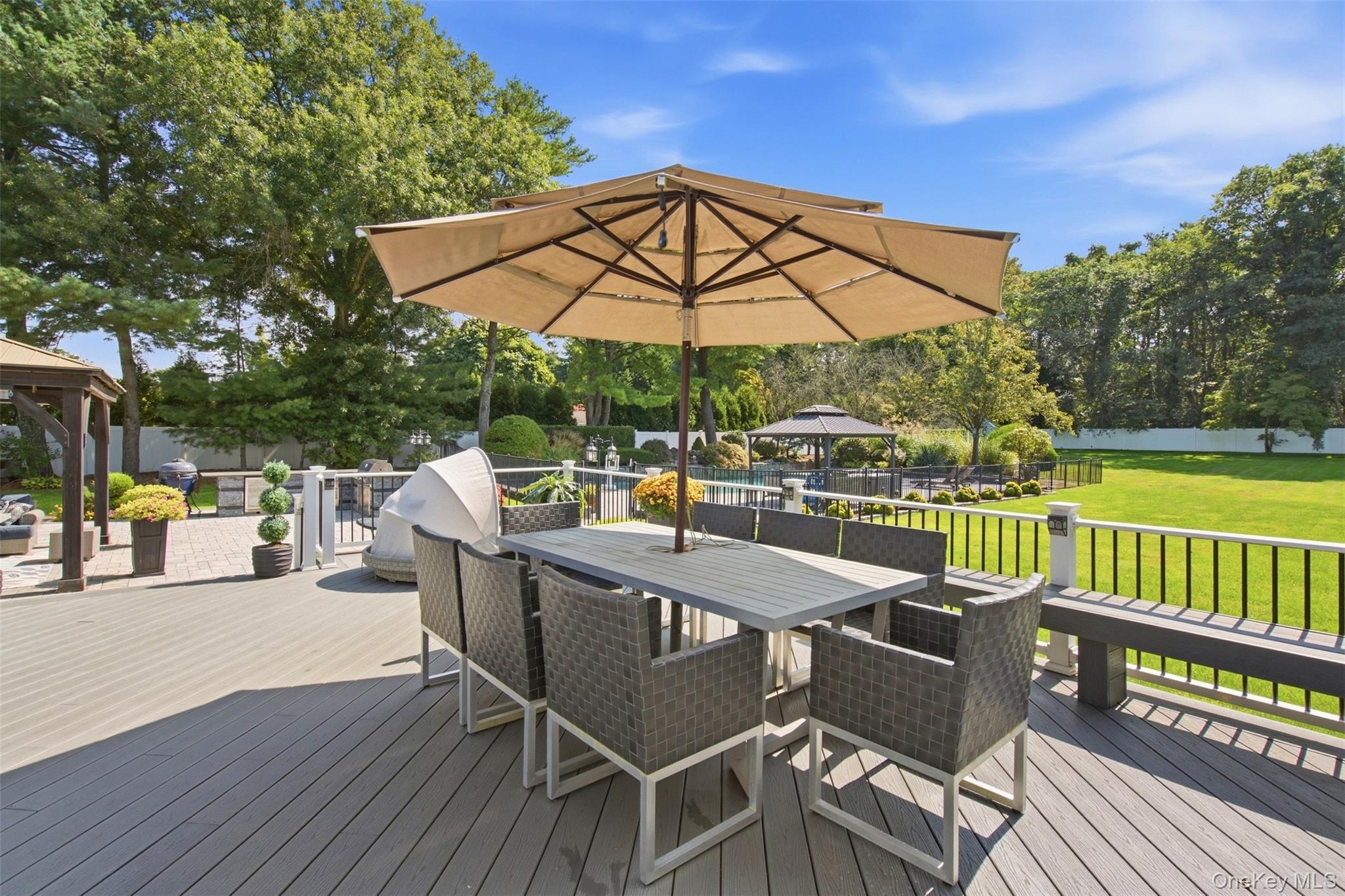 Single Family Quintree Lane  Suffolk County, NY 11747, MLS-1051898-31