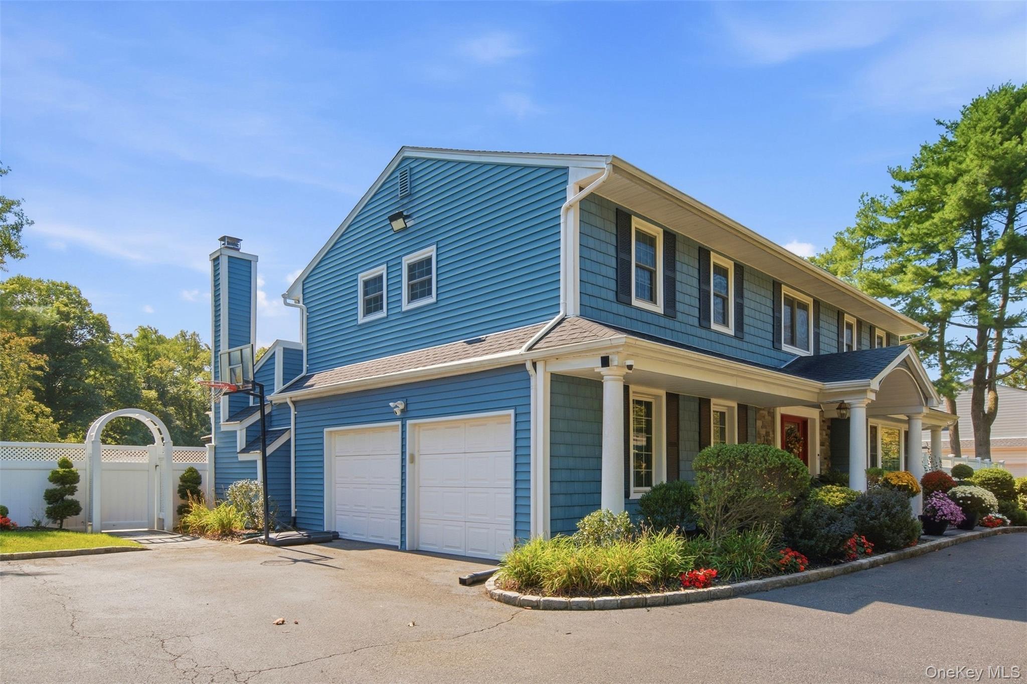 Single Family Quintree Lane  Suffolk County, NY 11747, MLS-1051898-39