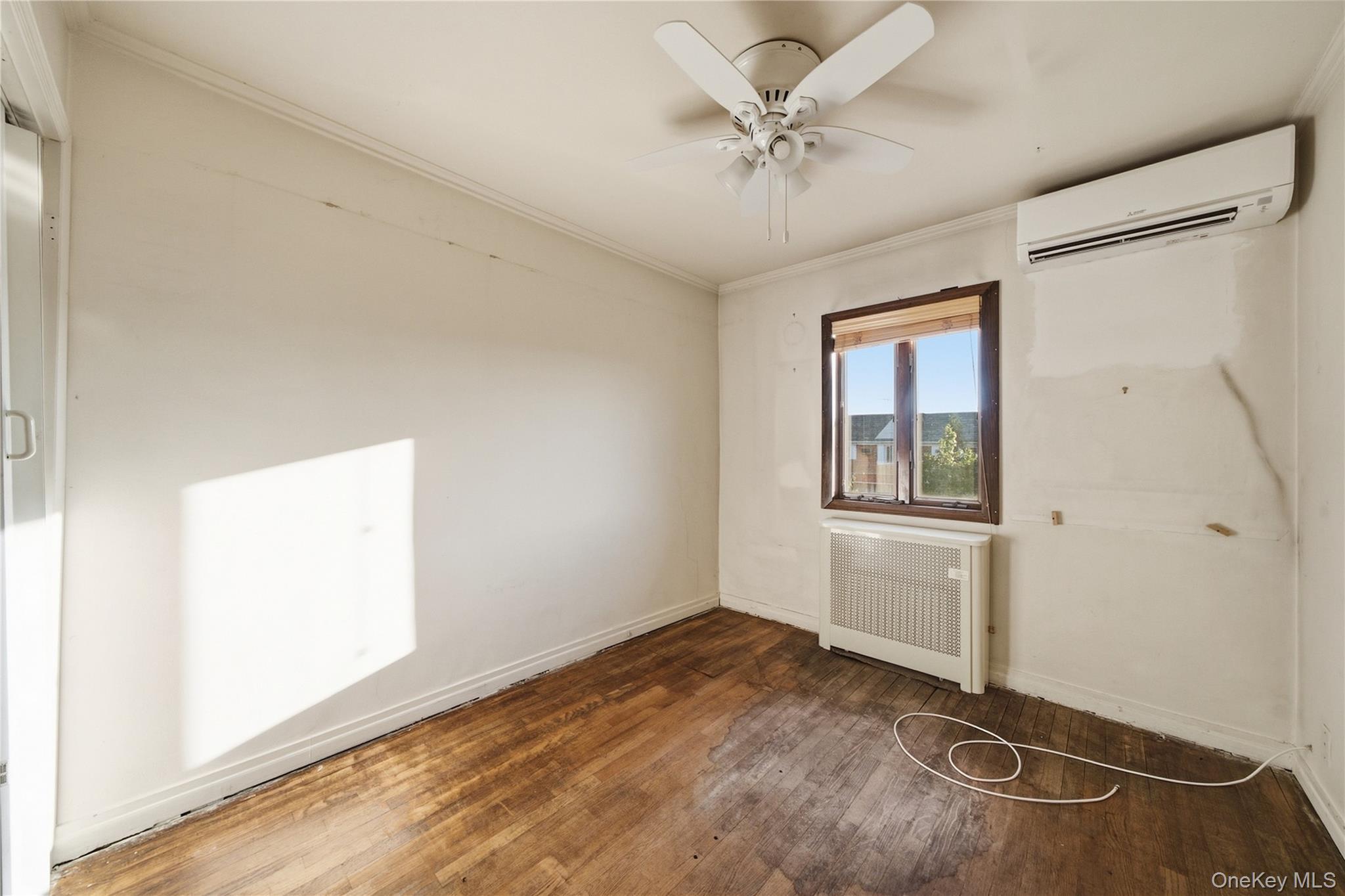 Single Family 81st Street  Queens, NY 11379, MLS-1051899-13