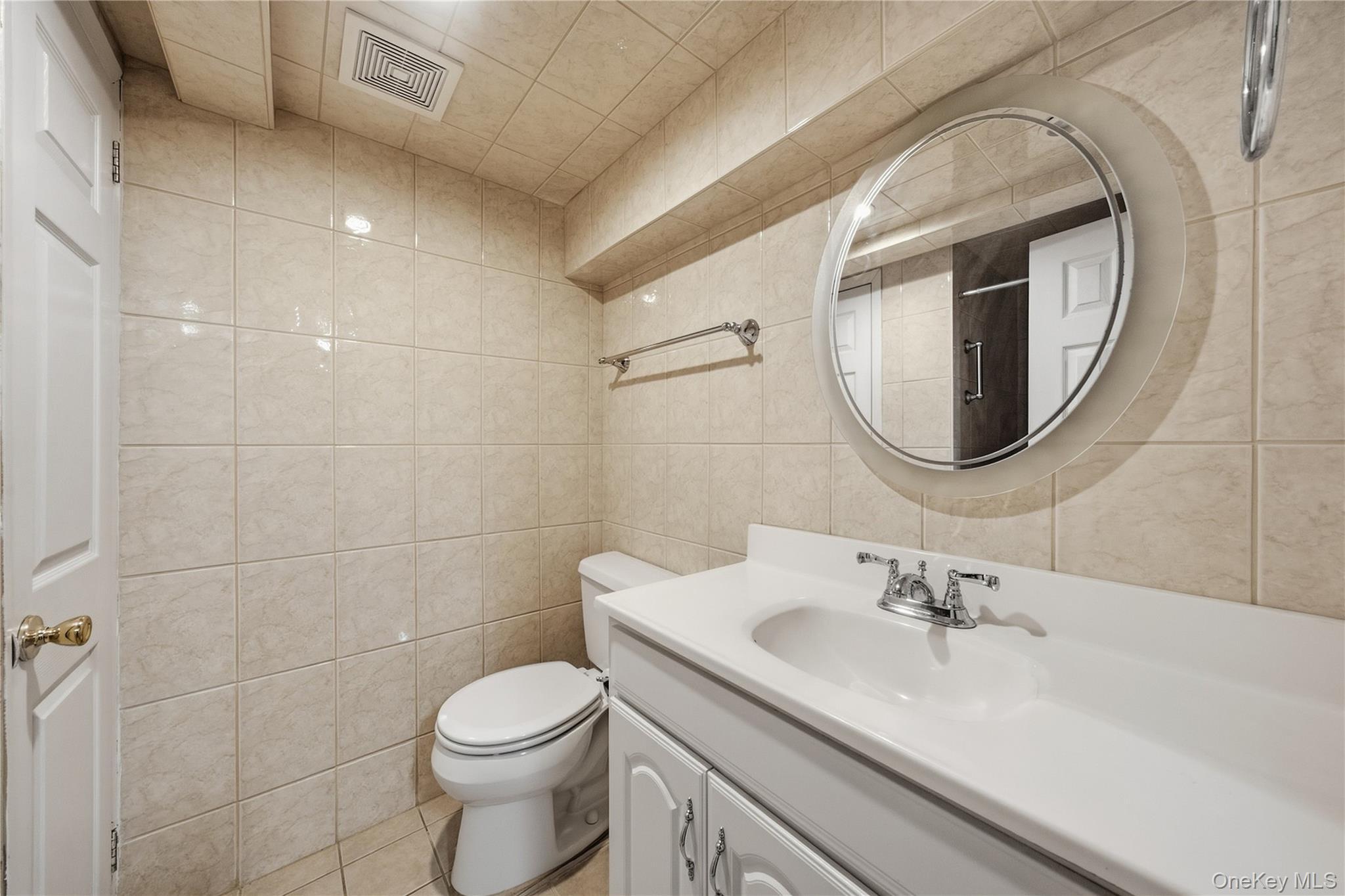 Single Family 81st Street  Queens, NY 11379, MLS-1051899-15