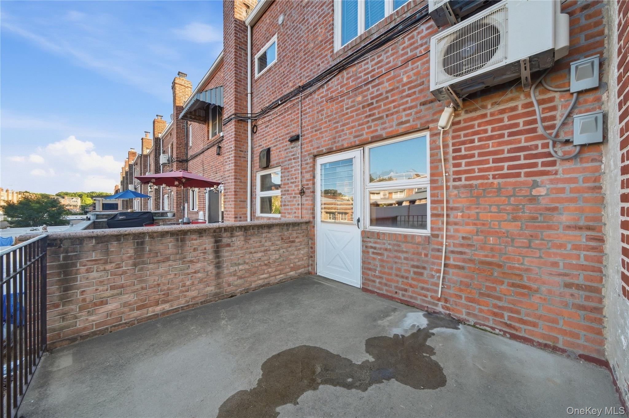 Single Family 81st Street  Queens, NY 11379, MLS-1051899-17