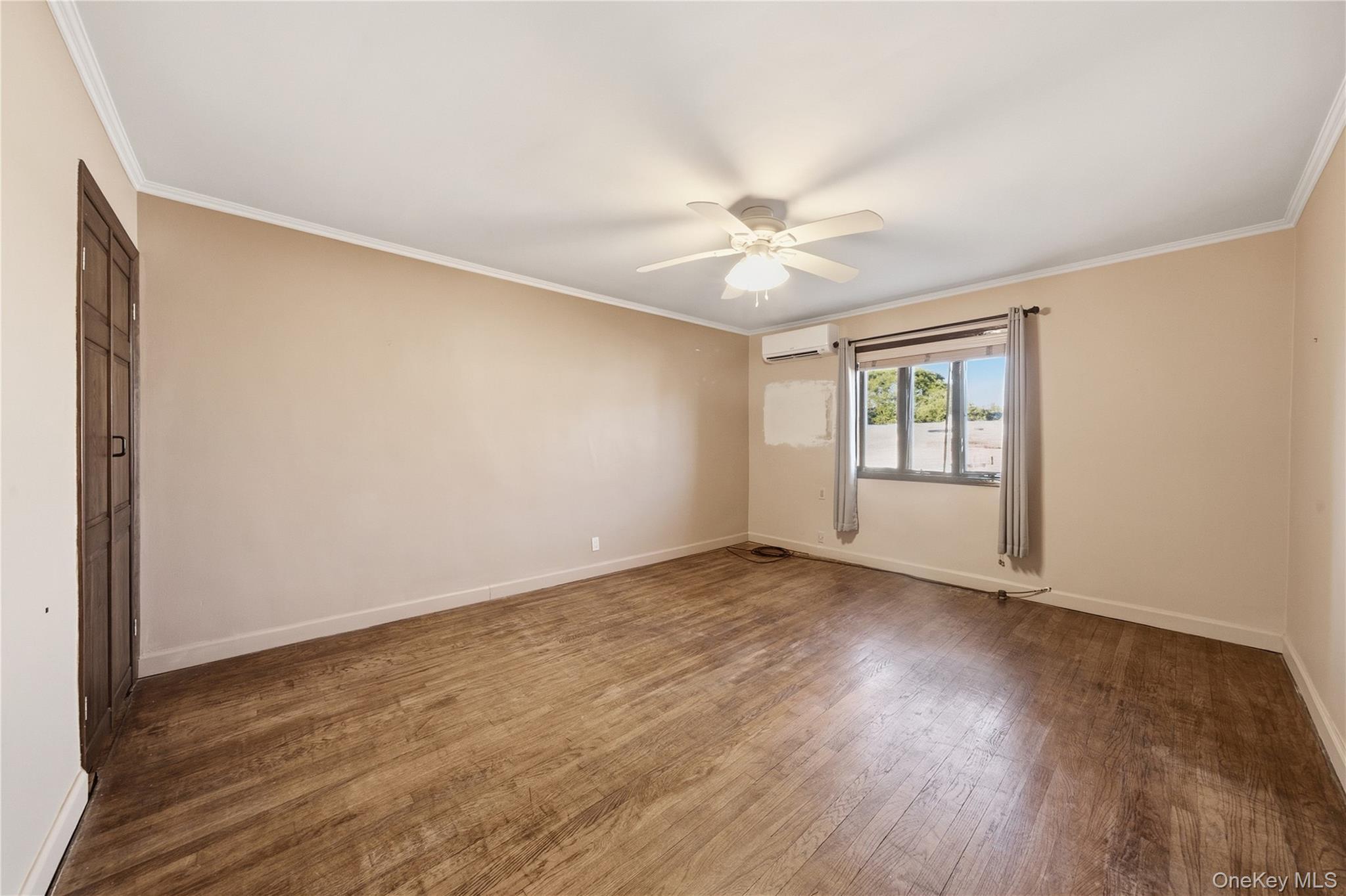 Single Family 81st Street  Queens, NY 11379, MLS-1051899-9