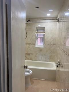 Single Family E 223rd Street Bronx, NY 10466, MLS-1051901-14