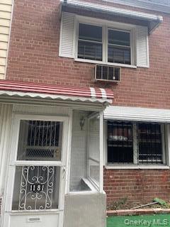 Single Family E 223rd Street Bronx, NY 10466, MLS-1051901-2