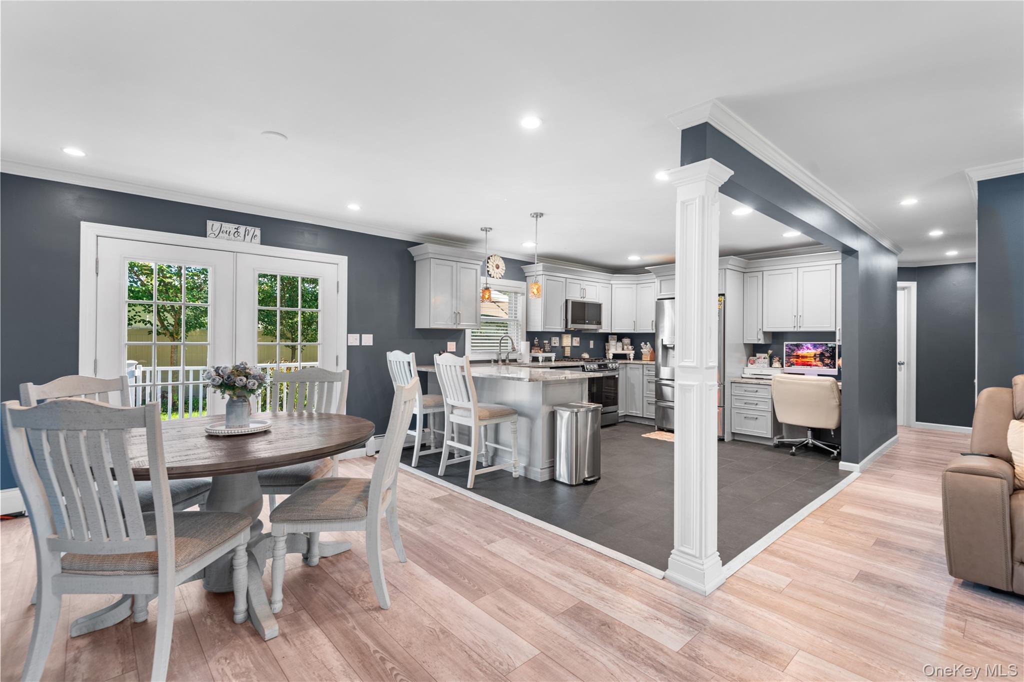 Single Family Hiawatha Drive Suffolk County, NY 11718, MLS-1051913-5