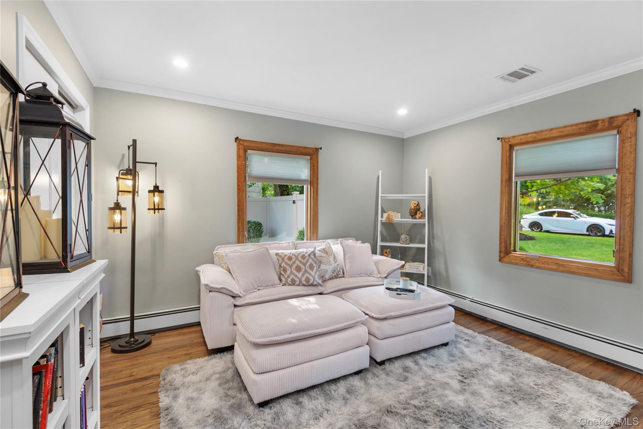 Single Family Hiawatha Drive Suffolk County, NY 11718, MLS-1051913-9