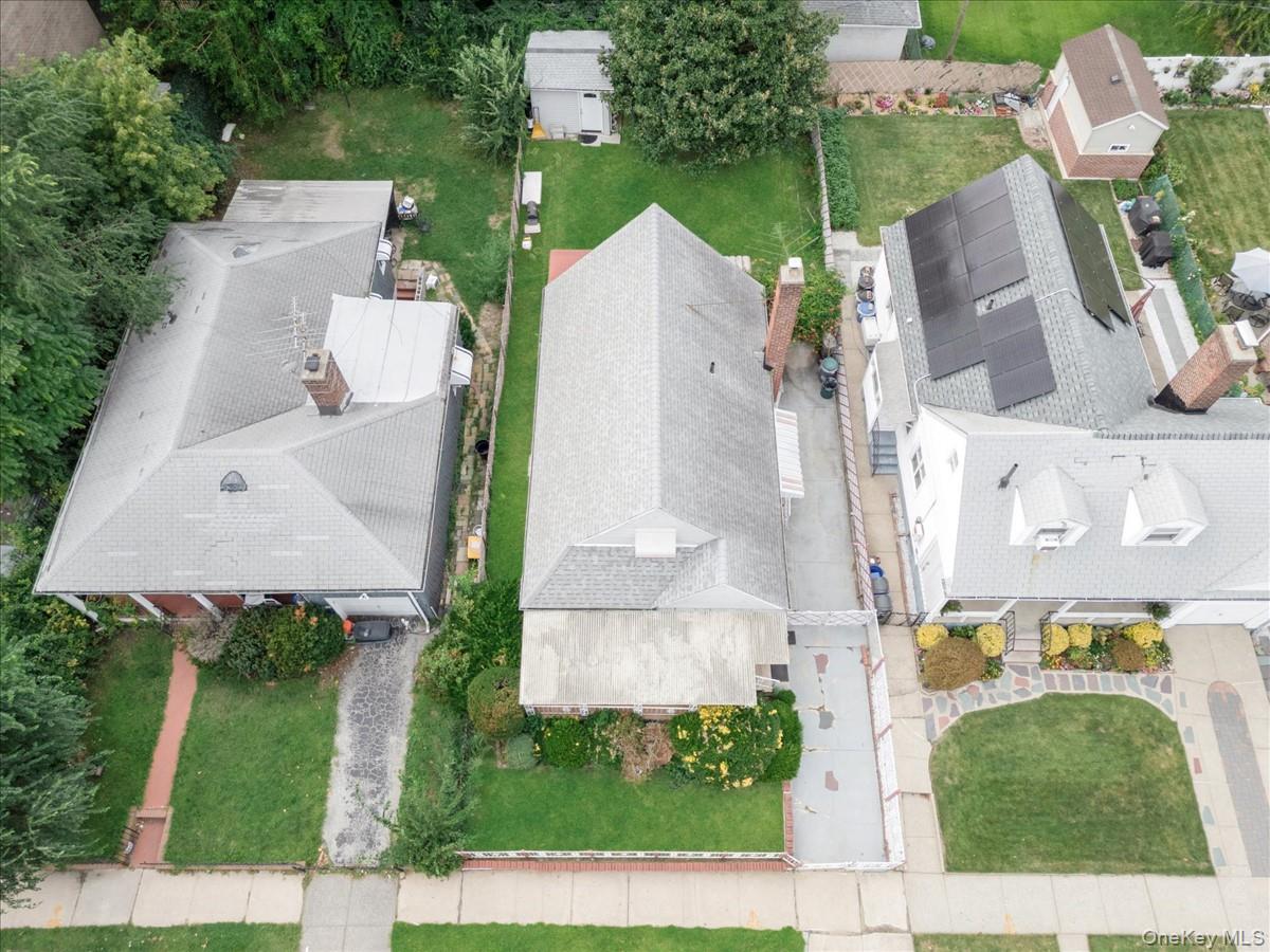Single Family 234th Street Queens, NY 11422, MLS-1051930-15