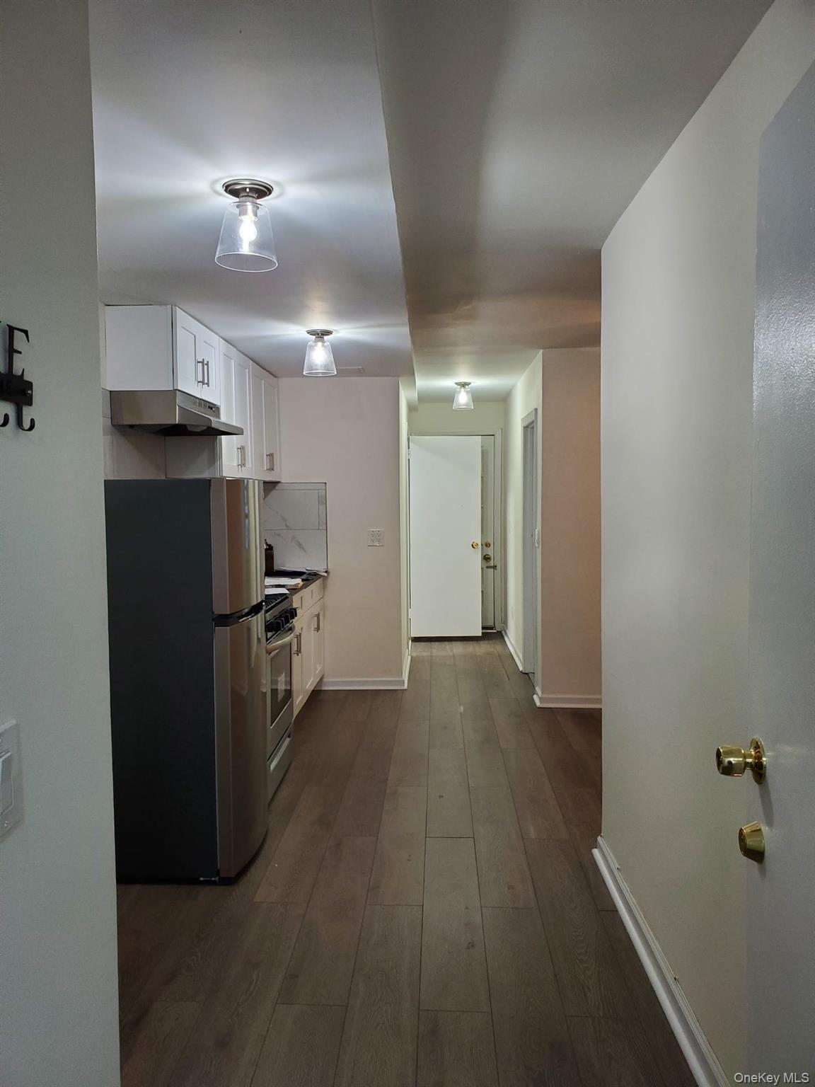 Apartment Furman Avenue Bronx, NY 10466, MLS-1051949-4