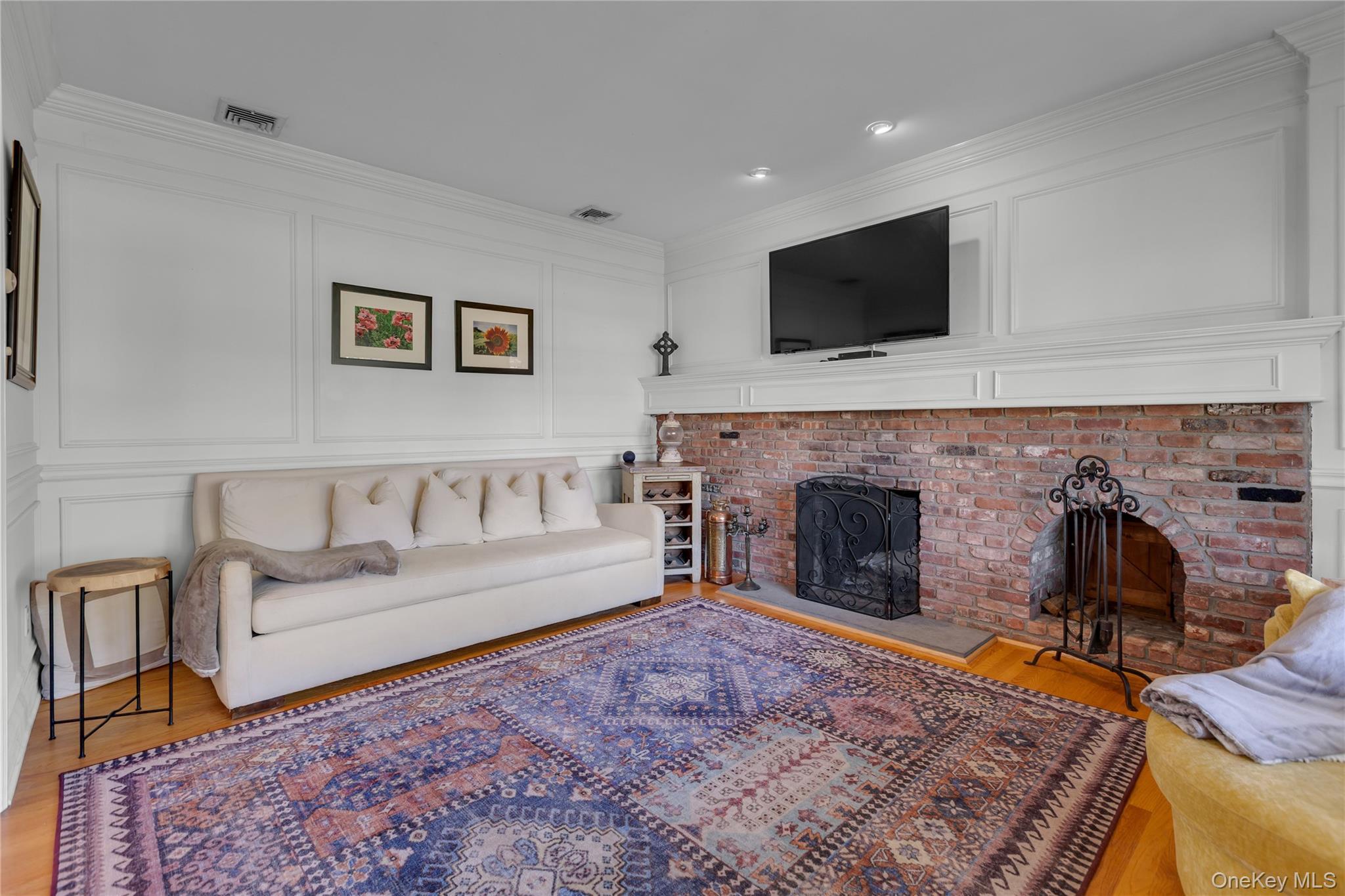 Single Family Whistler Hill Lane Suffolk County, NY 11743, MLS-1051951-3