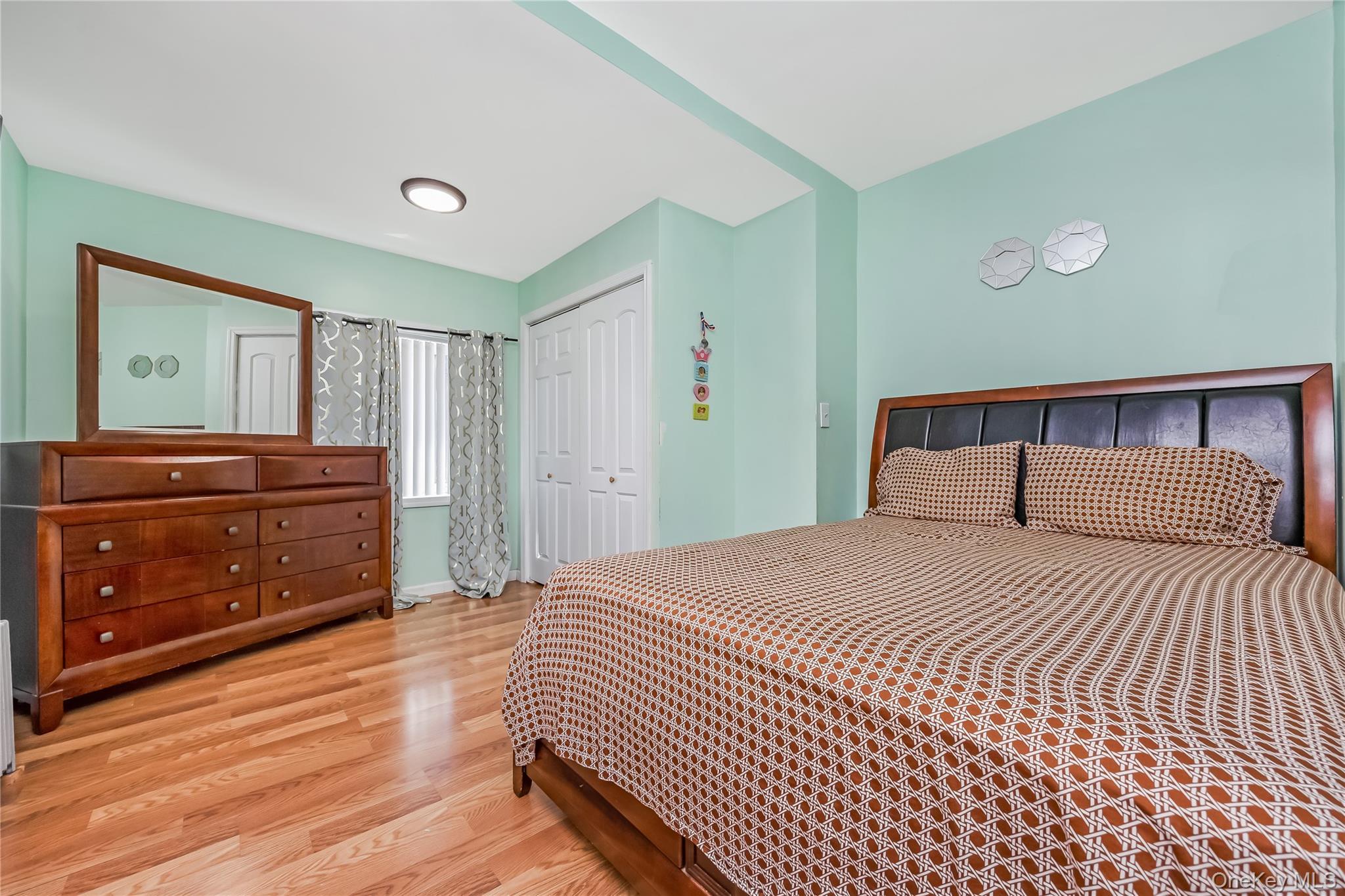 Single Family 145th Street  Queens, NY 11435, MLS-1051962-11