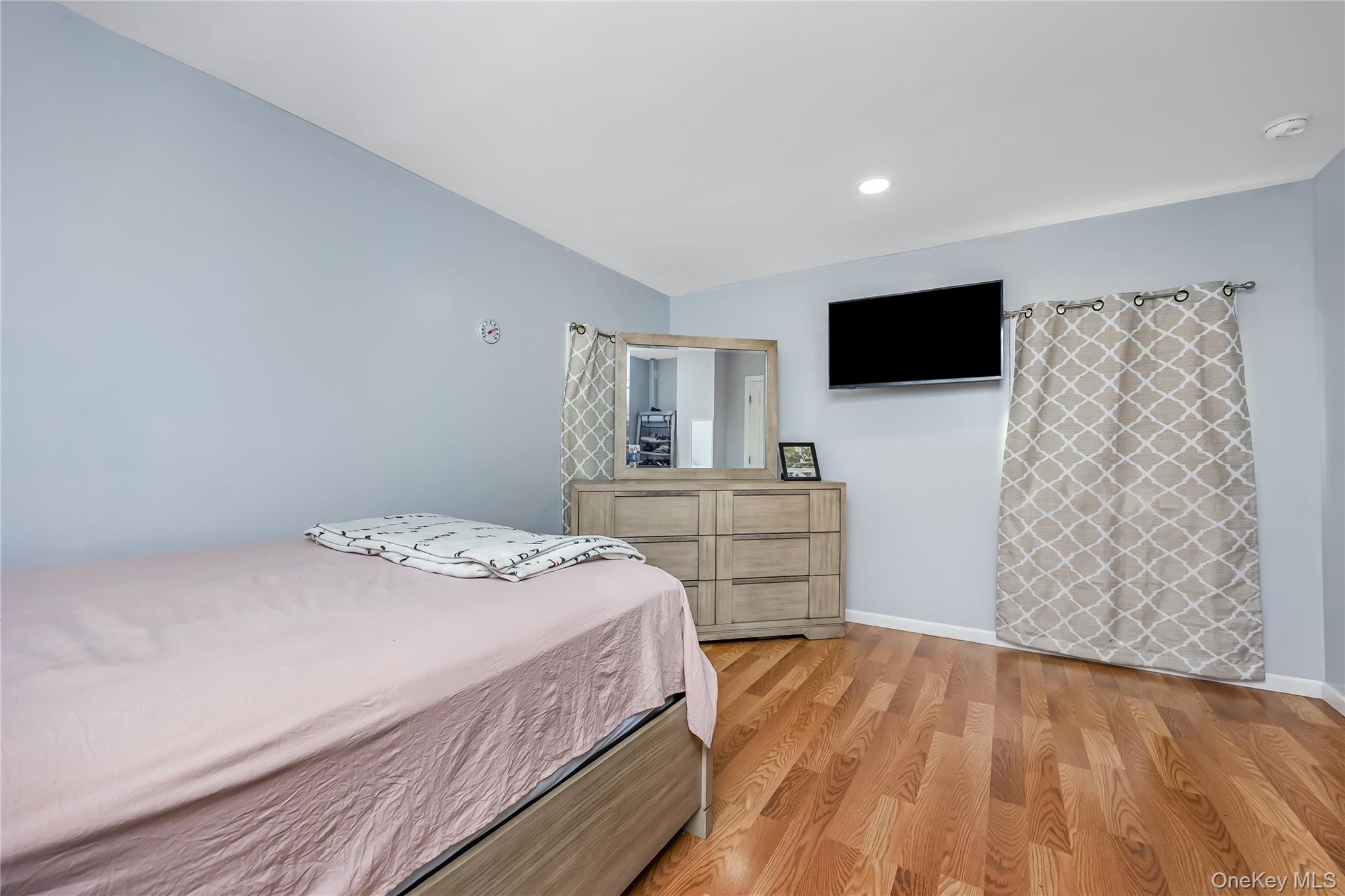 Single Family 145th Street  Queens, NY 11435, MLS-1051962-12