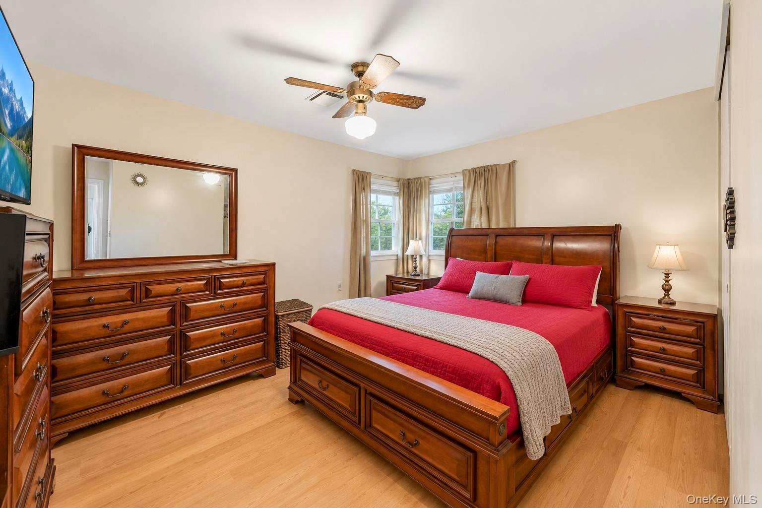 Single Family Norwalk Lane  Suffolk County, NY 11784, MLS-1051965-17