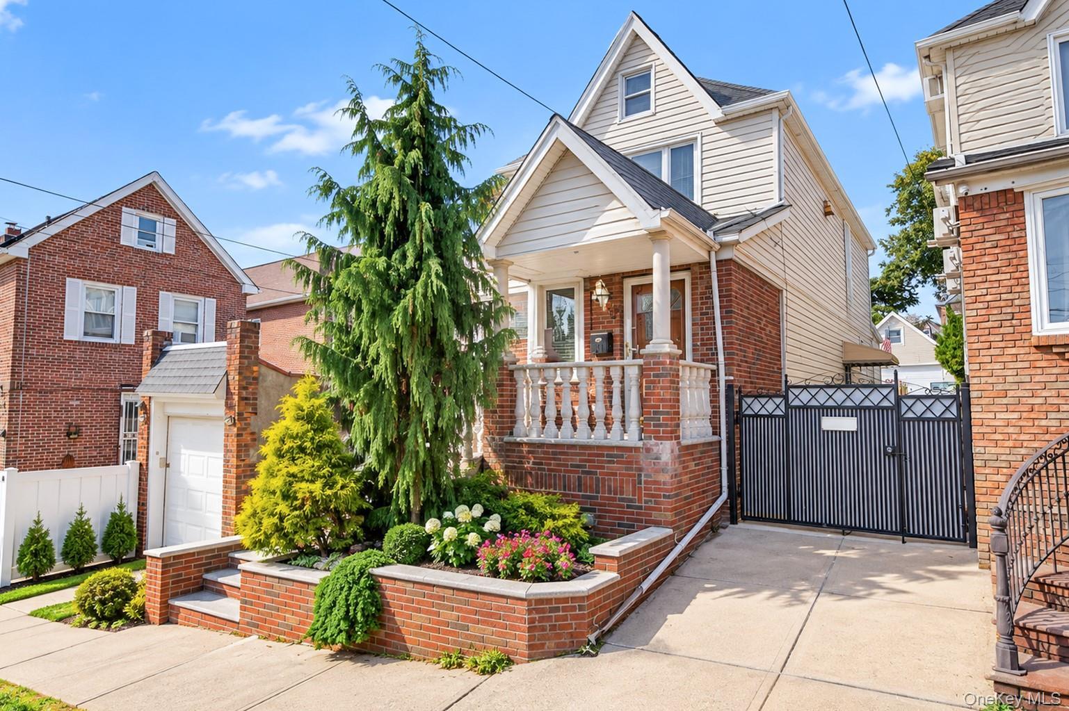Single Family Claran Court Queens, NY 11378, MLS-1051977-2