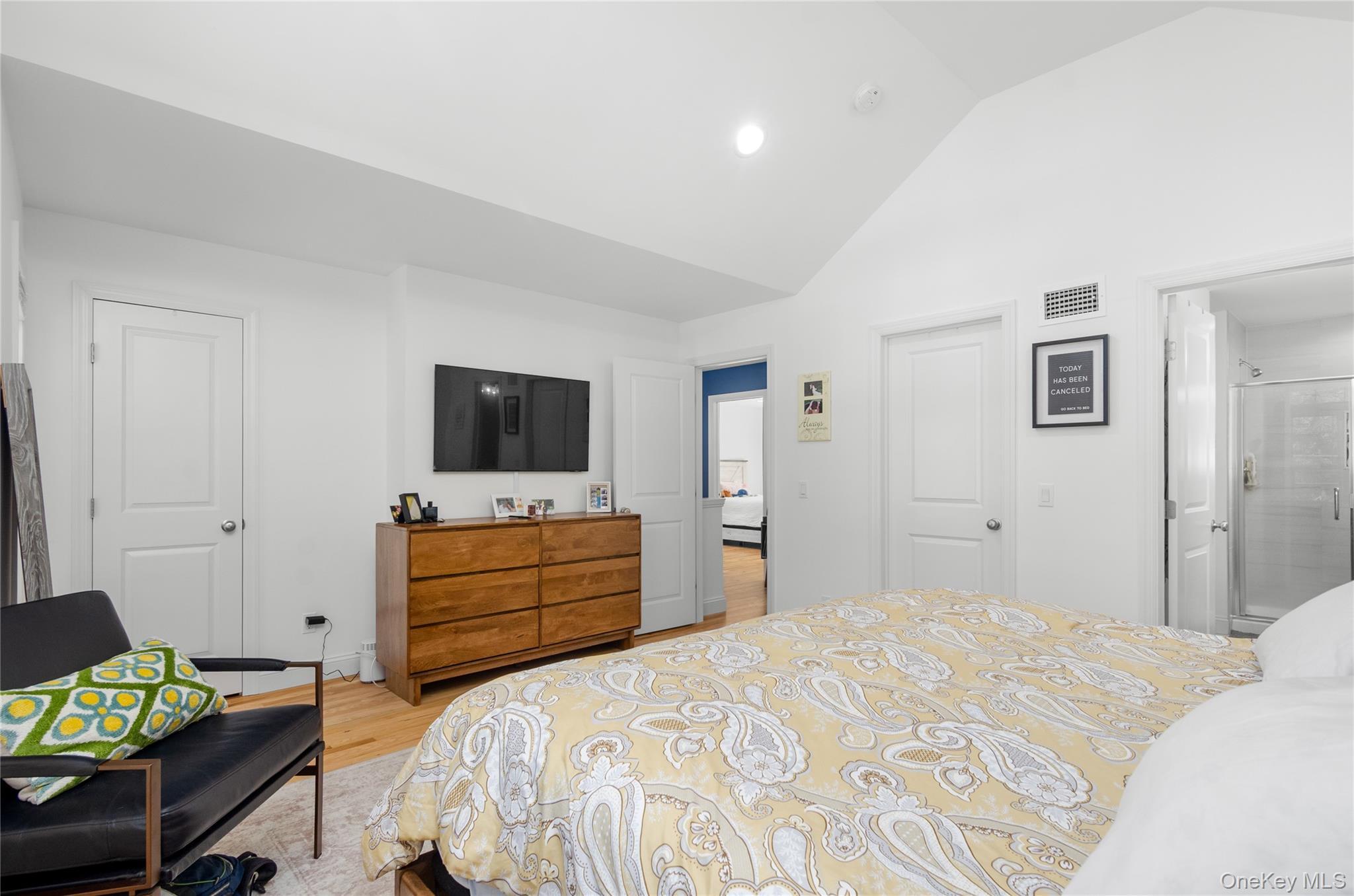 Single Family James Street Suffolk County, NY 11772, MLS-1051990-27