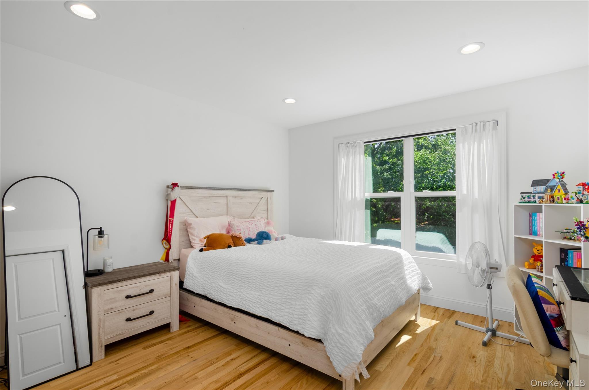 Single Family James Street Suffolk County, NY 11772, MLS-1051990-34