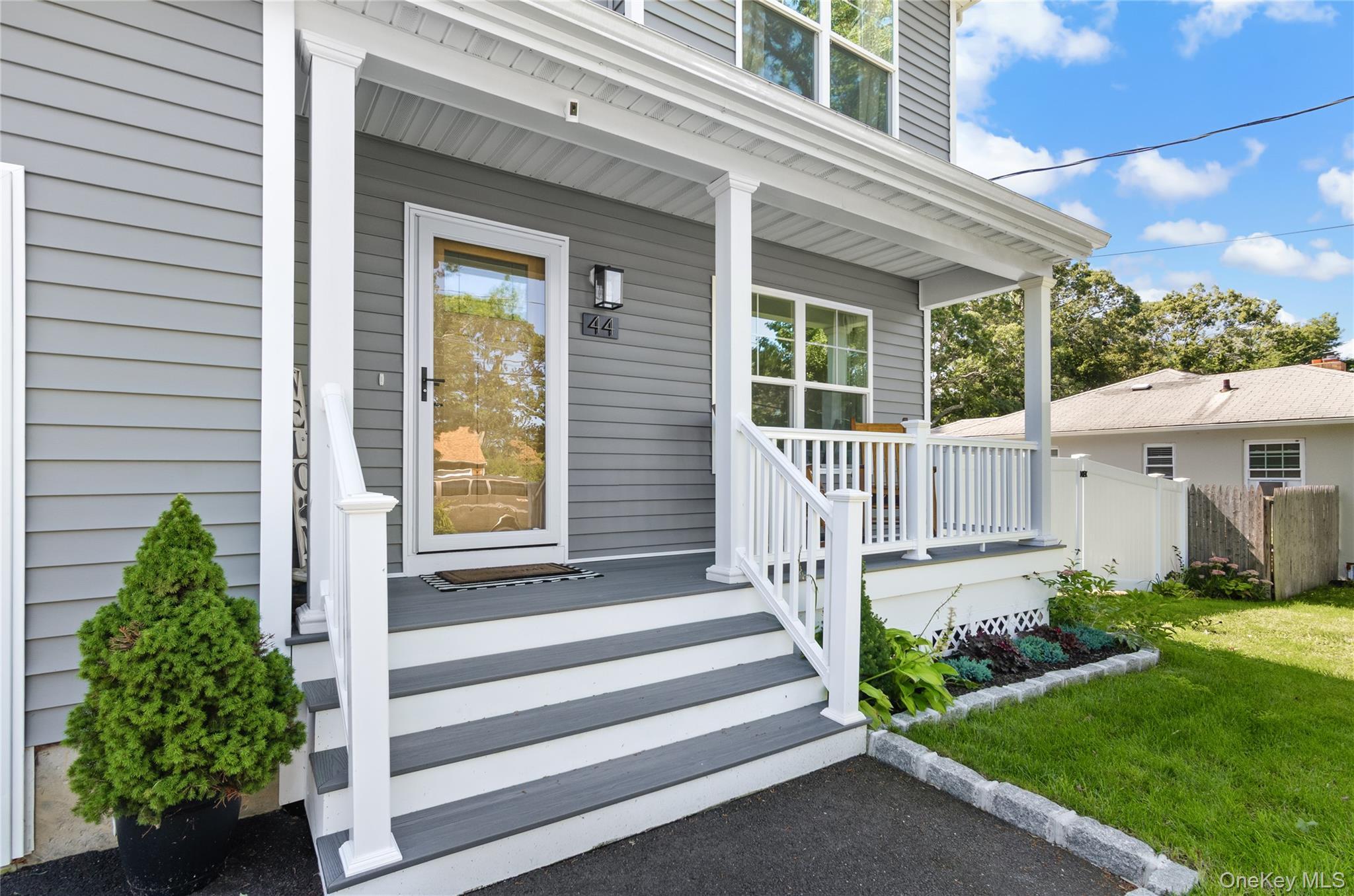 Single Family James Street Suffolk County, NY 11772, MLS-1051990-4