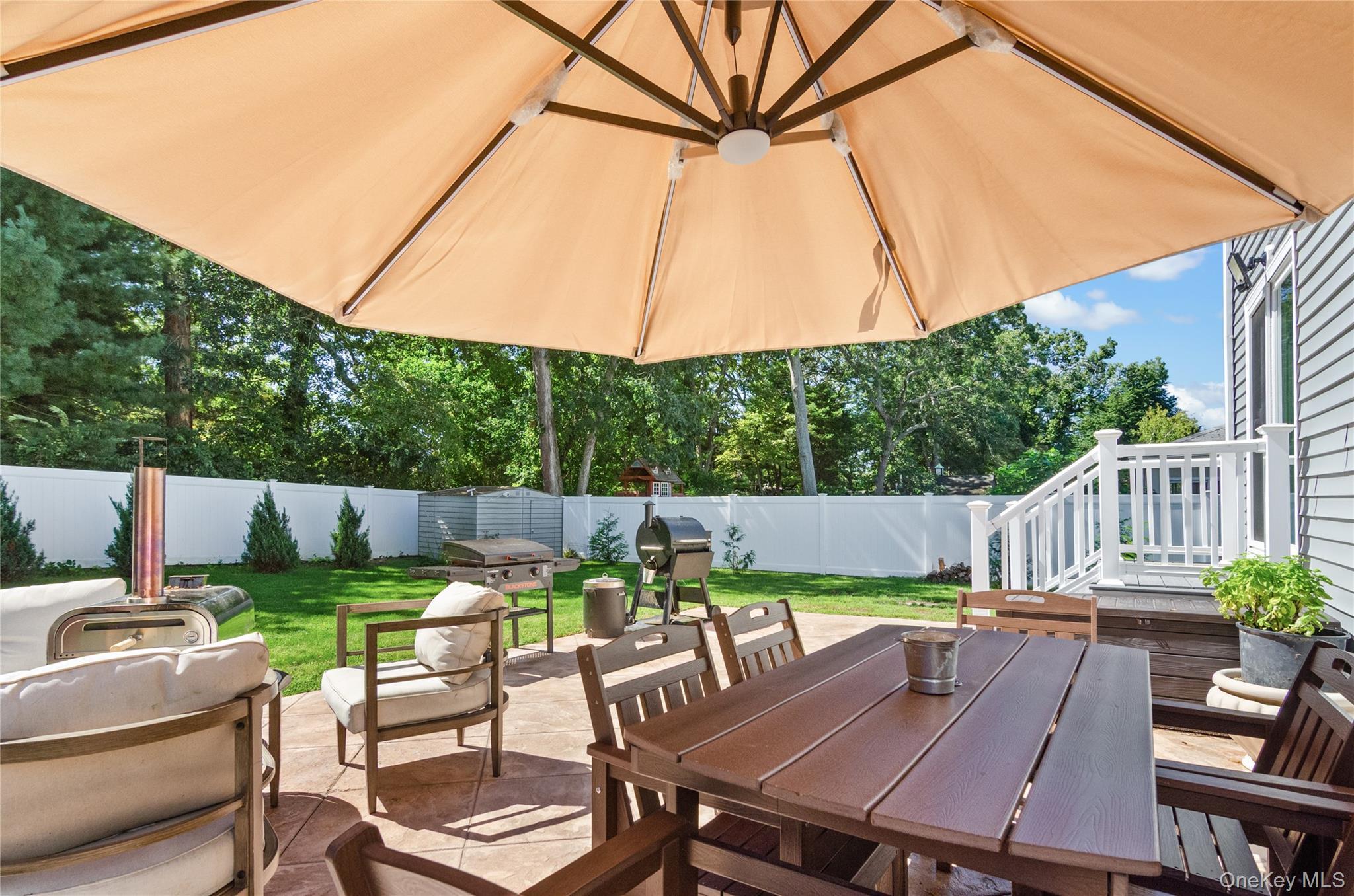 Single Family James Street Suffolk County, NY 11772, MLS-1051990-8