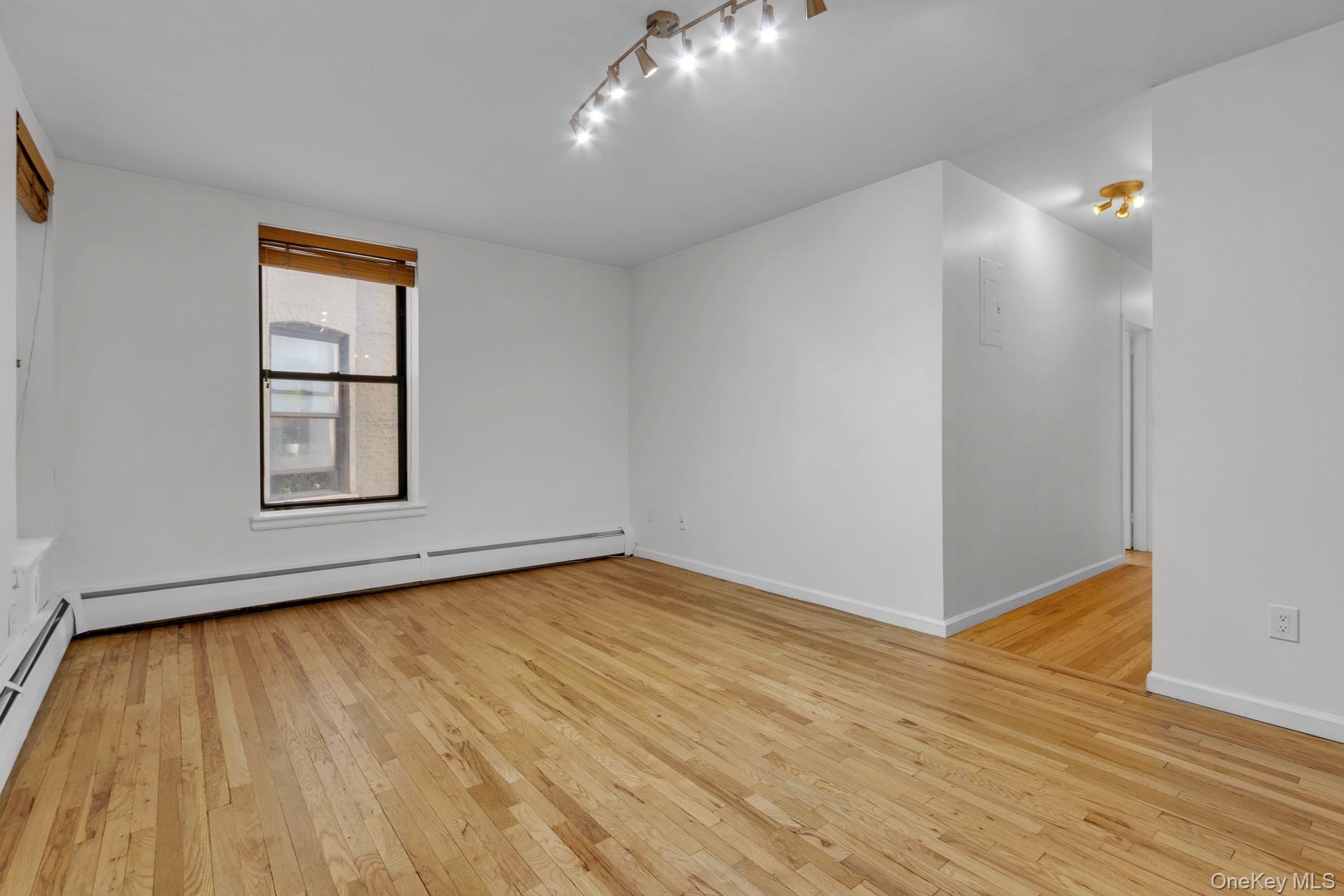 Apartment Saint Nicholas Avenue Manhattan, NY 10026, MLS-1051991-14