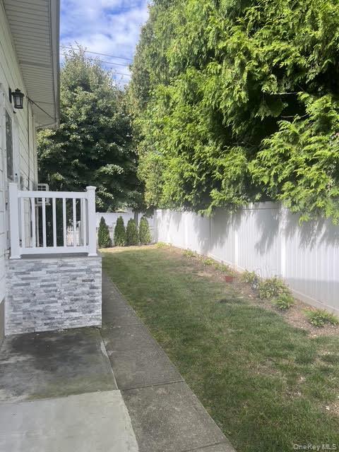 Single Family Stewart Avenue Nassau County, NY 11714, MLS-1052000-26