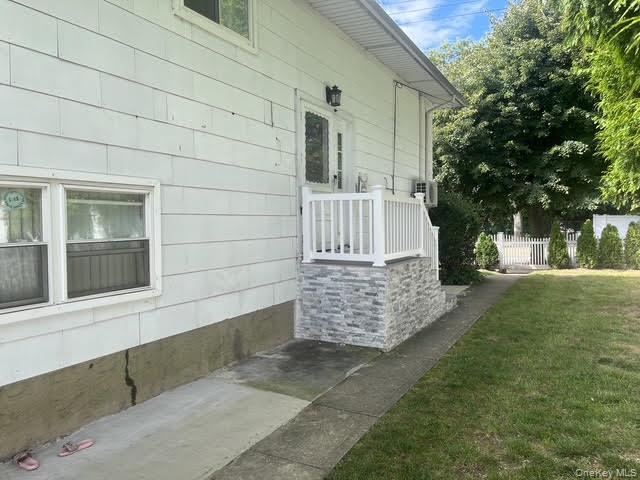 Single Family Stewart Avenue Nassau County, NY 11714, MLS-1052000-29