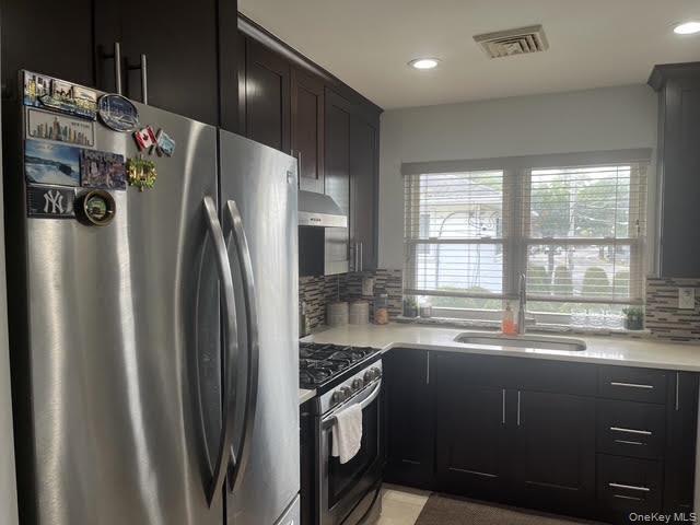 Single Family Stewart Avenue Nassau County, NY 11714, MLS-1052000-9