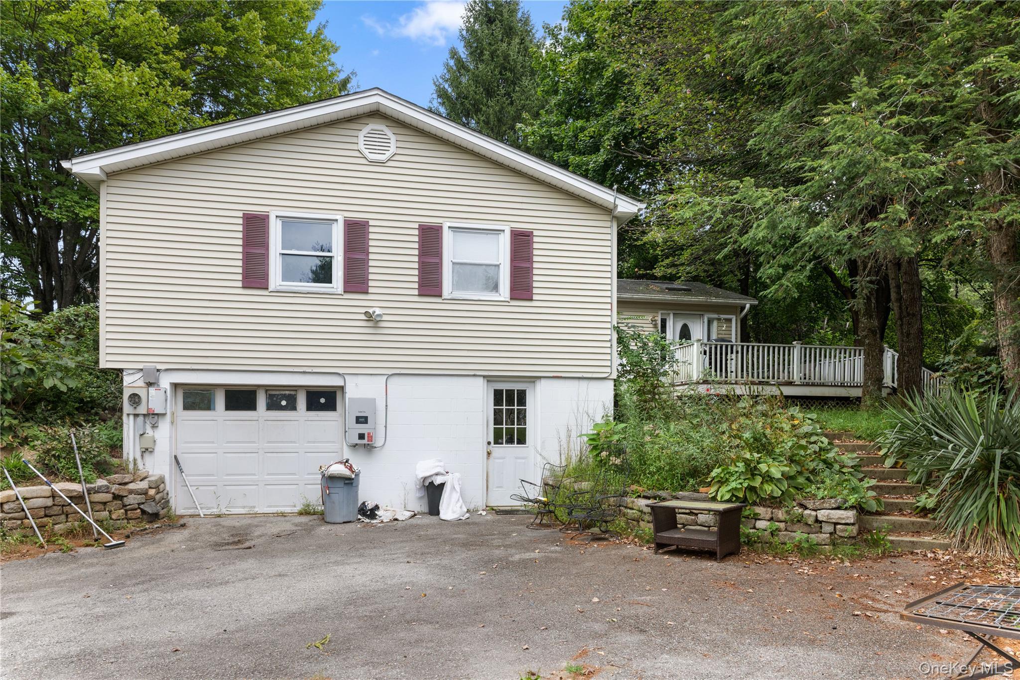 Single Family Elizabeth Drive Dutchess County, NY 12533, MLS-1052001-11