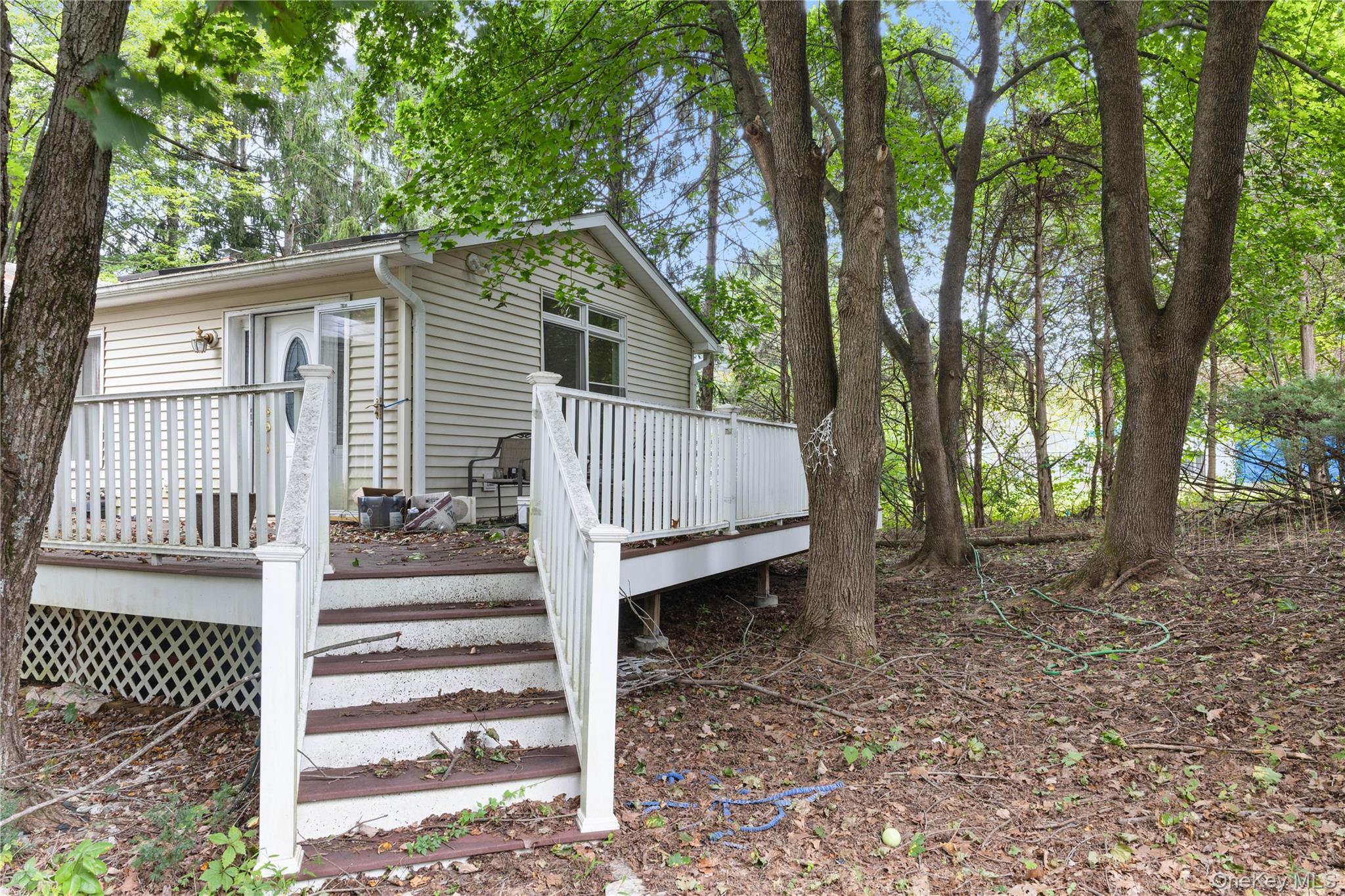 Single Family Elizabeth Drive Dutchess County, NY 12533, MLS-1052001-13