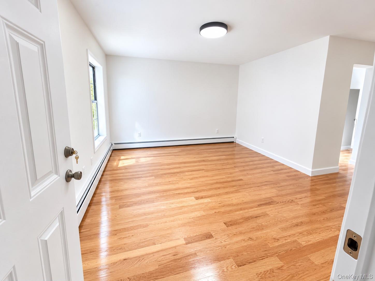 Single Family Seward Avenue Bronx, NY 10473, MLS-1052009-4