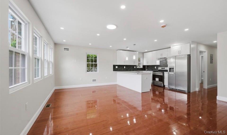Single Family 146th Terrace Queens, NY 11434, MLS-1052010-2