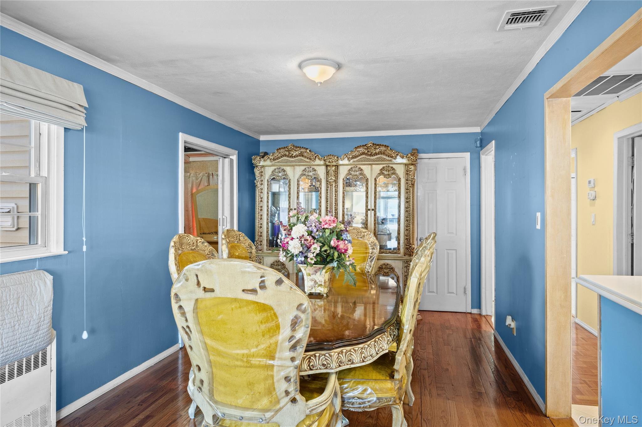 Single Family Leslie Lane  Nassau County, NY 11710, MLS-1052015-25