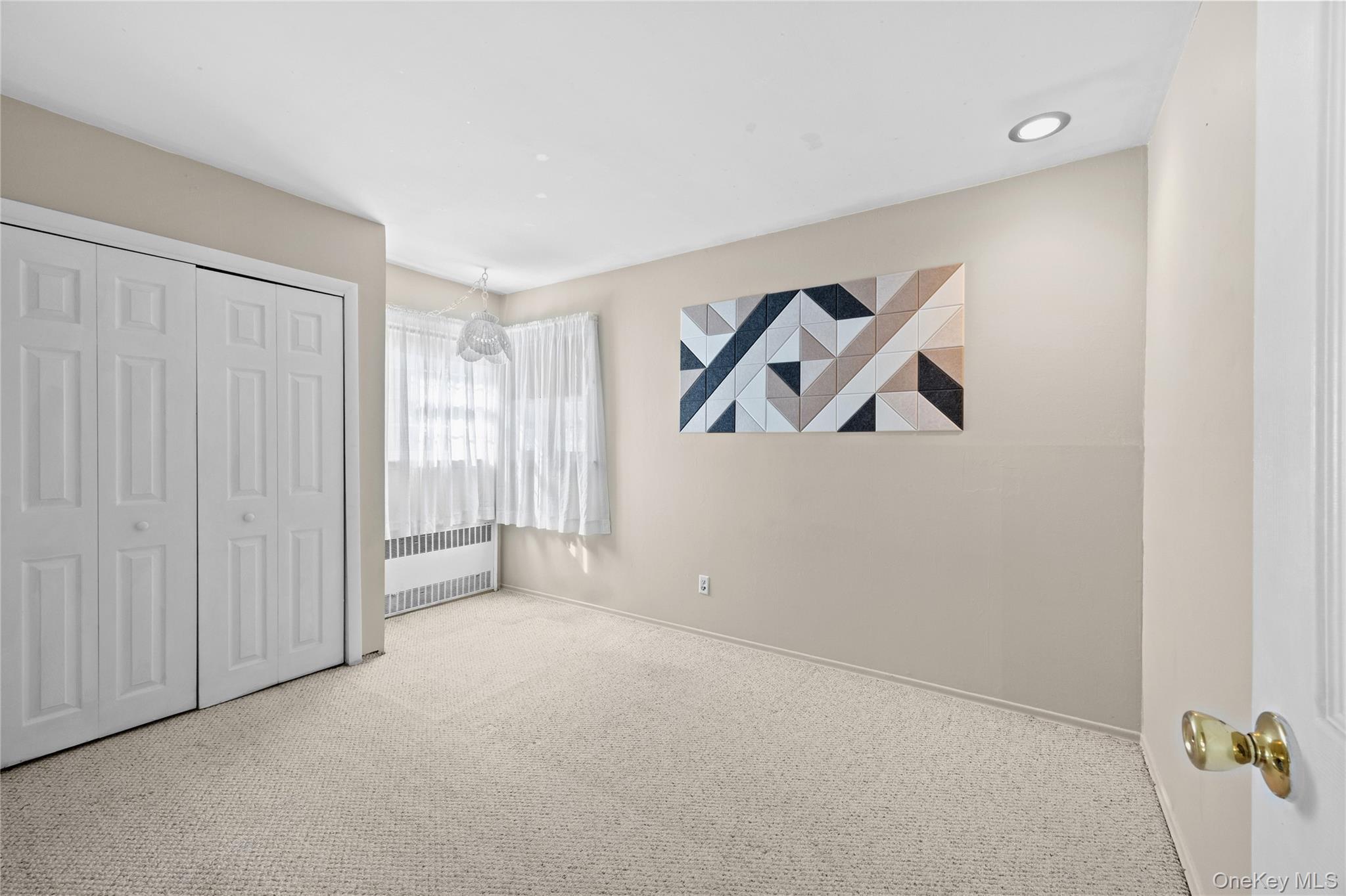 Single Family Leslie Lane  Nassau County, NY 11710, MLS-1052015-35