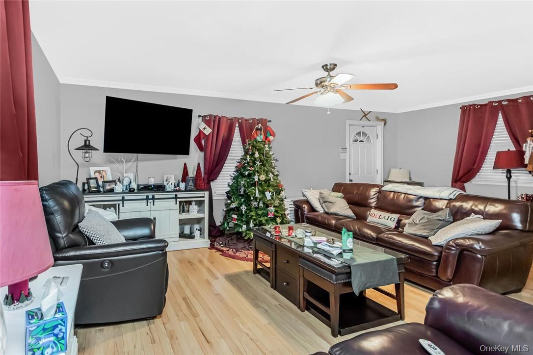 Single Family W 258th Street Bronx, NY 10471, MLS-1052055-10