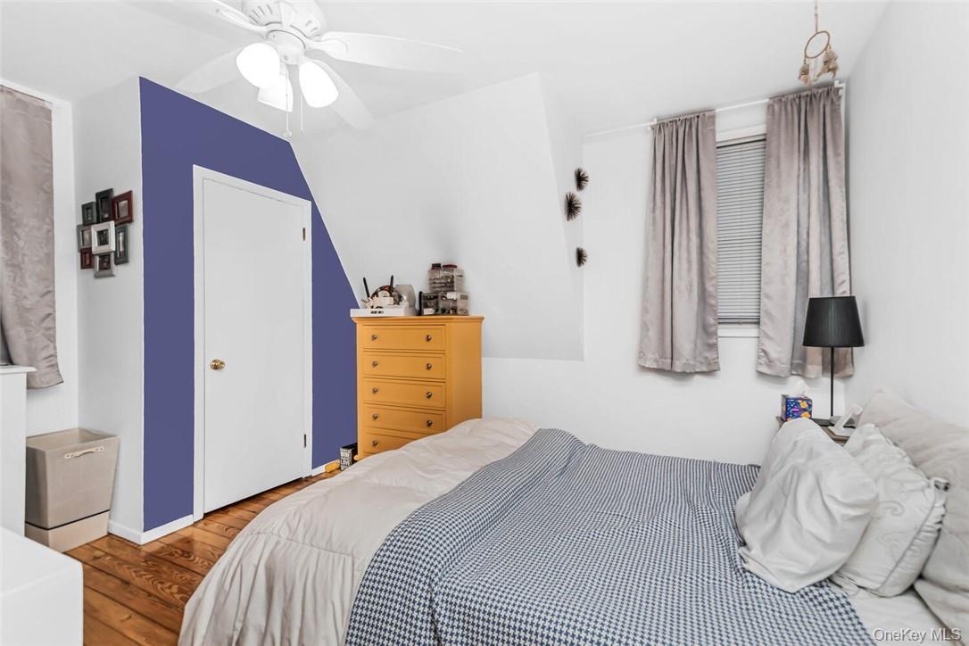 Single Family W 258th Street Bronx, NY 10471, MLS-1052055-19