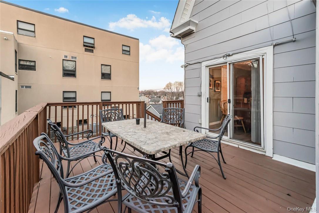Single Family W 258th Street Bronx, NY 10471, MLS-1052055-25