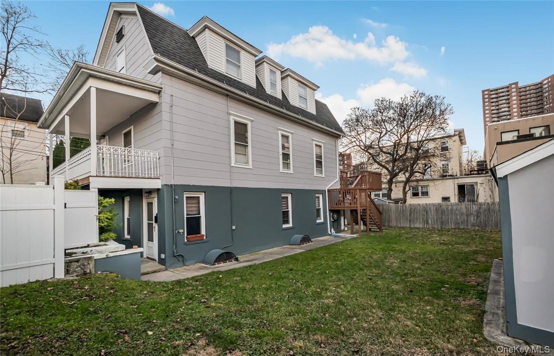 Single Family W 258th Street Bronx, NY 10471, MLS-1052055-28