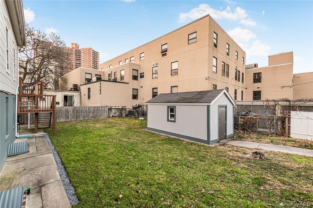Single Family W 258th Street Bronx, NY 10471, MLS-1052055-30