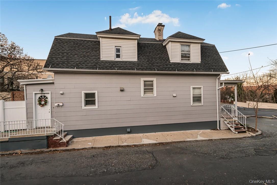 Single Family W 258th Street Bronx, NY 10471, MLS-1052055-33