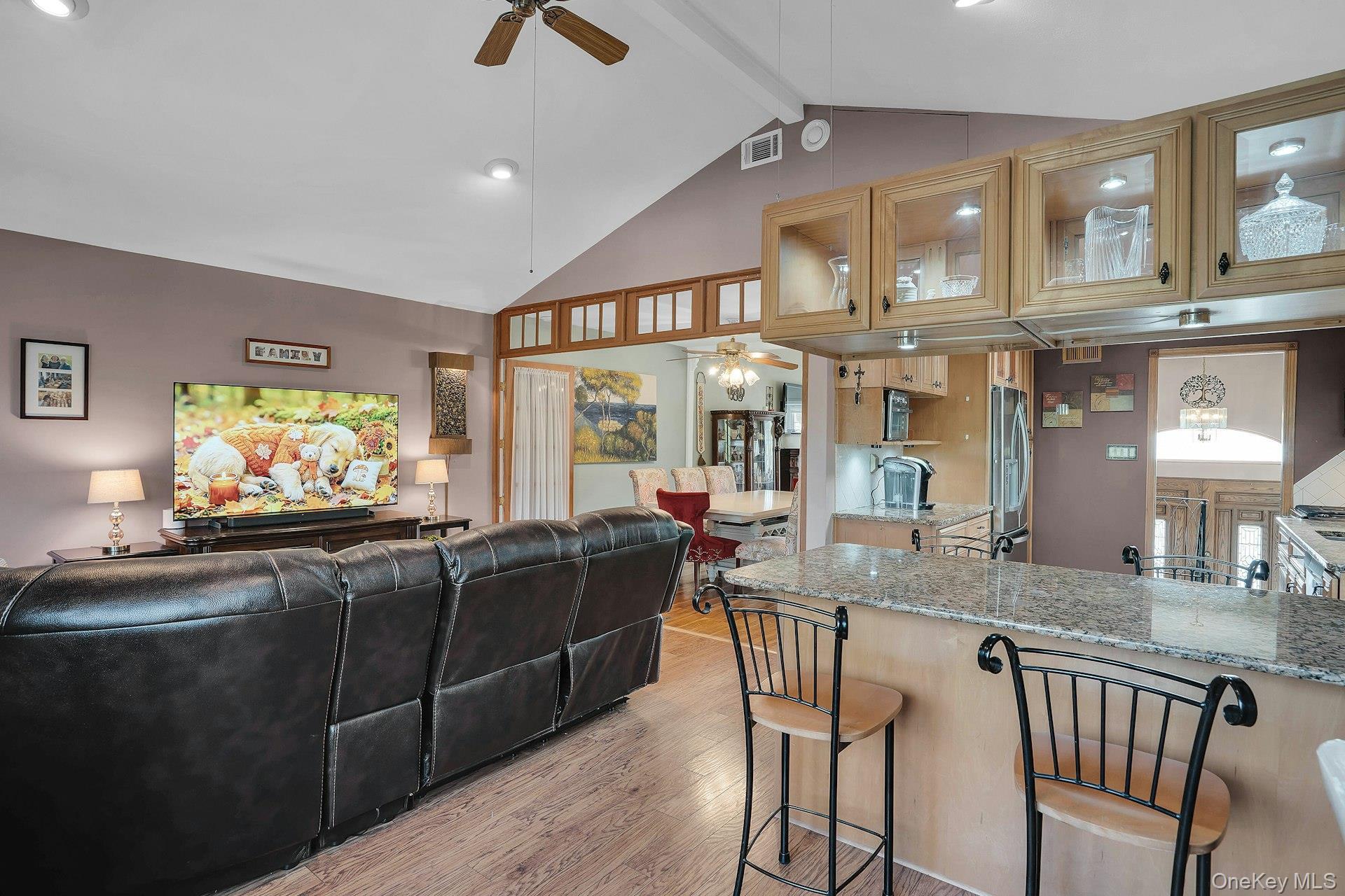 Single Family Pawnee Drive Suffolk County, NY 11725, MLS-1052083-12