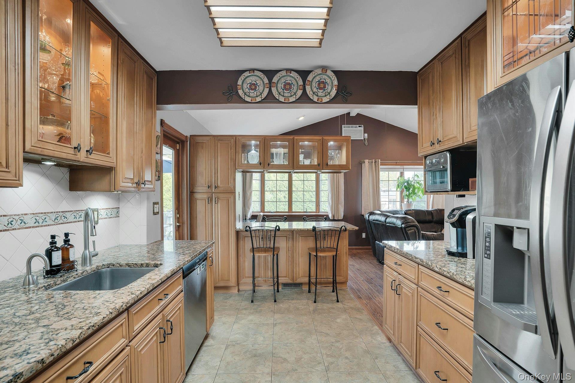 Single Family Pawnee Drive Suffolk County, NY 11725, MLS-1052083-17
