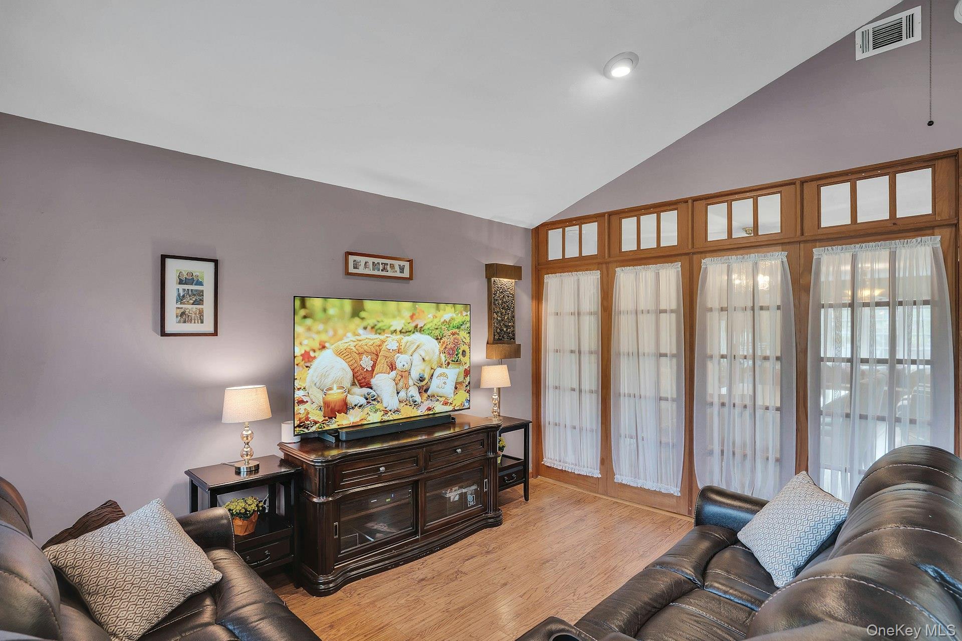 Single Family Pawnee Drive Suffolk County, NY 11725, MLS-1052083-21