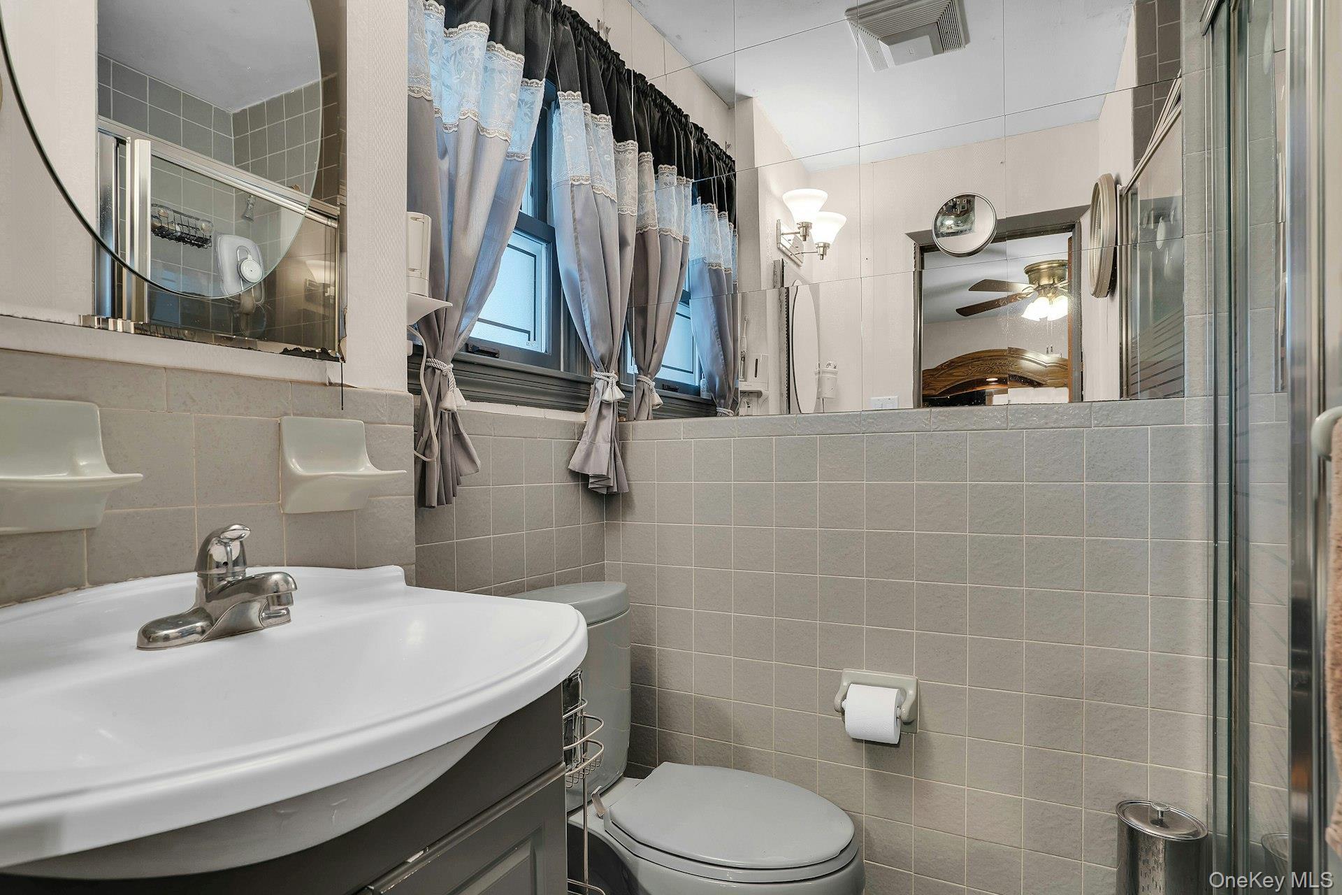 Single Family Pawnee Drive Suffolk County, NY 11725, MLS-1052083-29
