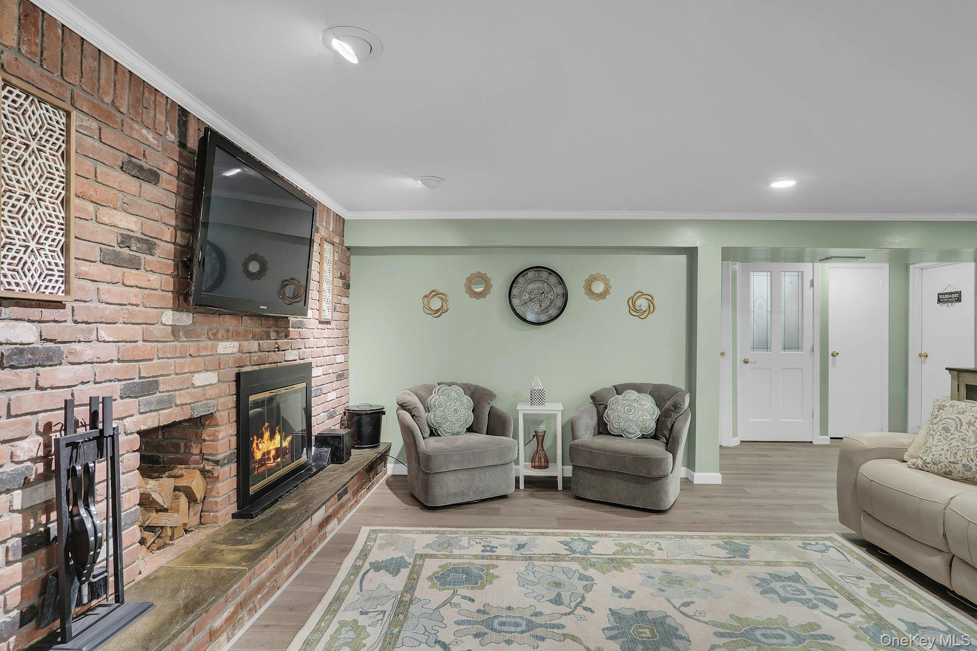 Single Family Pawnee Drive Suffolk County, NY 11725, MLS-1052083-36