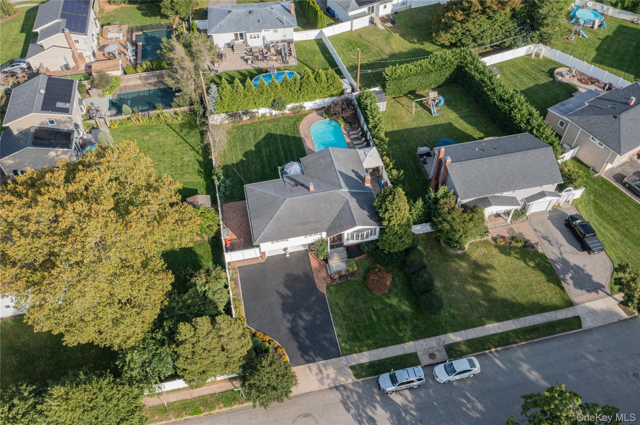 Single Family Pawnee Drive  Suffolk County, NY 11725, MLS-1052083-49