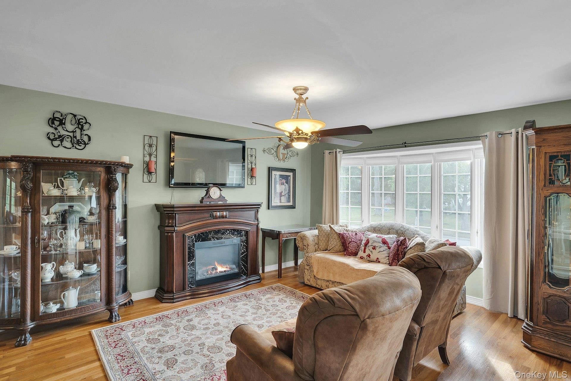 Single Family Pawnee Drive Suffolk County, NY 11725, MLS-1052083-6